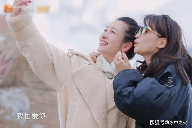 女孩巴厘岛度假